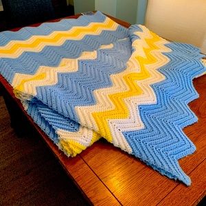 Huge afghan! Go #bruins #ucla handmade wonder !